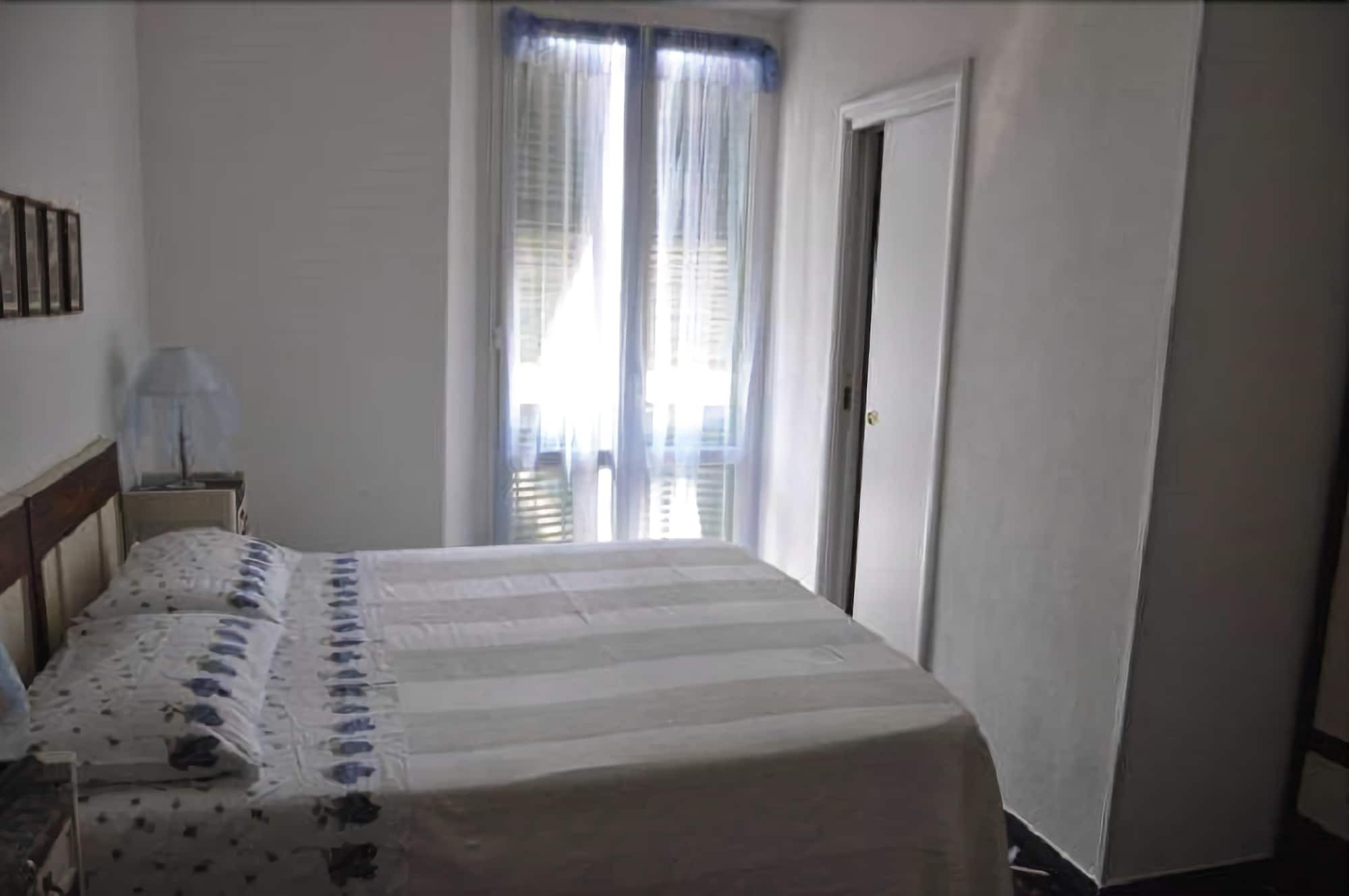 B&B Maria Lia Lavagna Ngoại thất bức ảnh